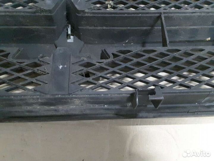 Решетка радиатора на Mitsubishi Pajero Pinin (H60)