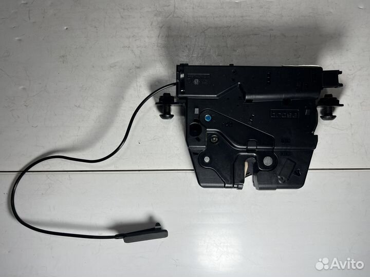 Замок багажника BMW X1 E84