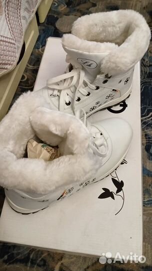 Ботинки женские зимние