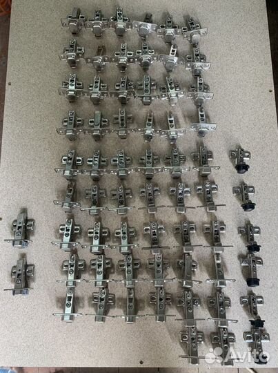 Мебельная фурнитура