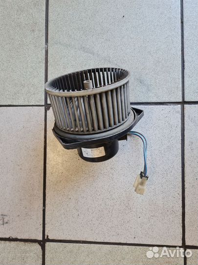 Моторчик отопителя nissan primera p11