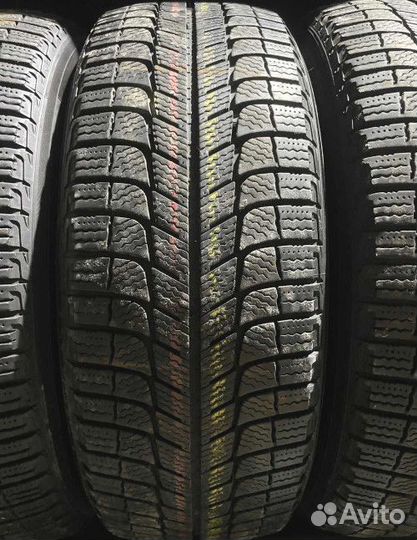 Michelin X-Ice XI3 215/60 R17 98R