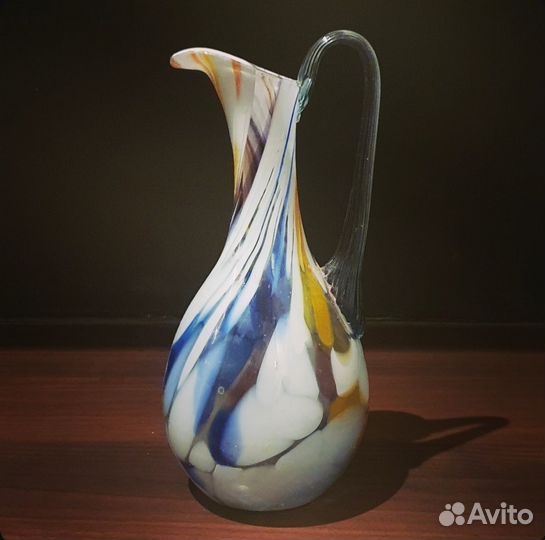 Кувшин ручной работы