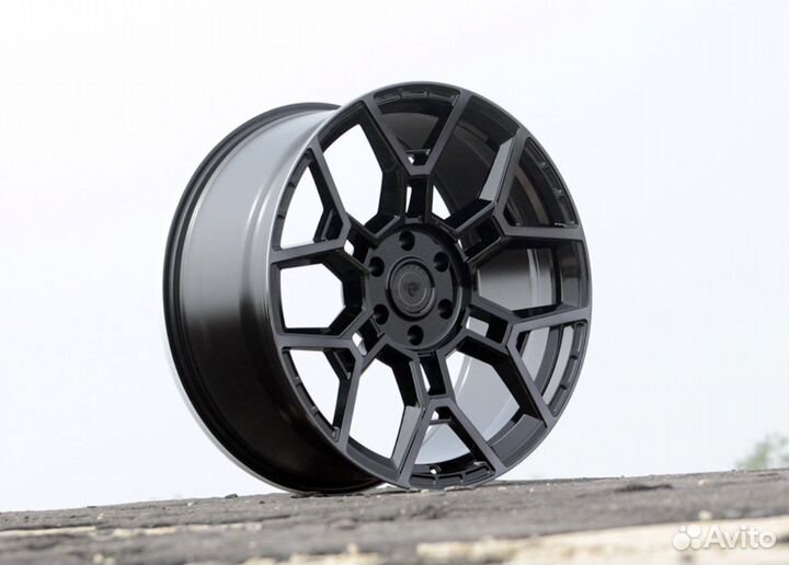 Диски r22 black 6-139.7 на Cadillac Escalade