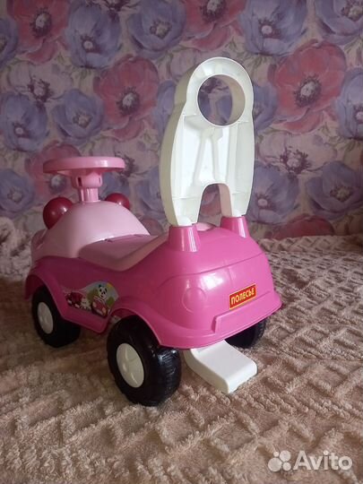 Машинка каталка толокар