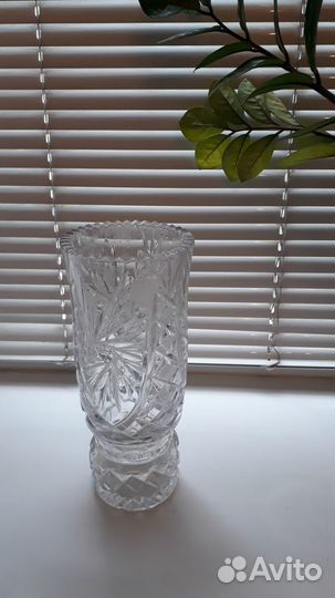 Хрустальная ваза