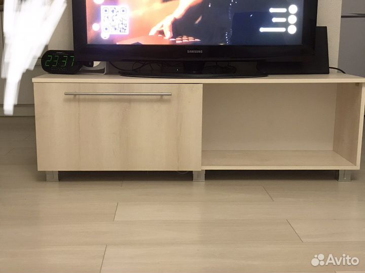 Тумба под телевизор