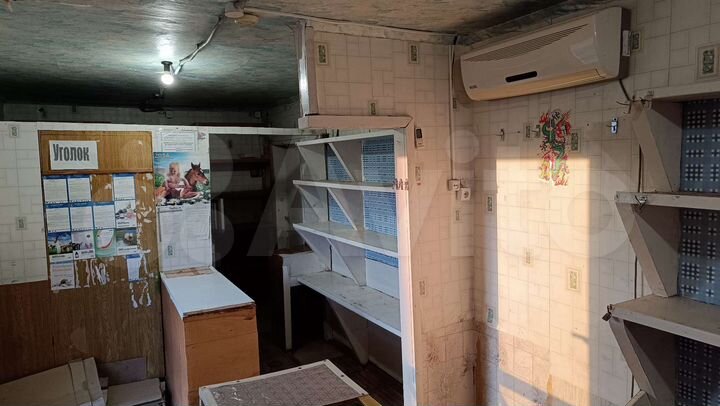 Торговая площадь, 27 м²