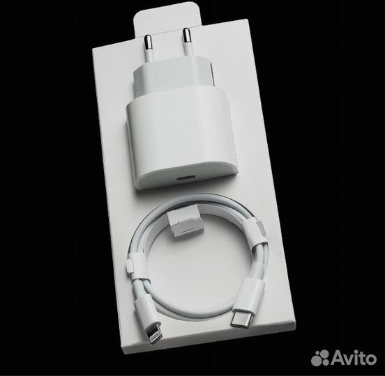 Блок питания с кабелем Lightning