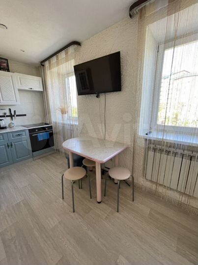 2-к. квартира, 44 м², 4/4 эт.