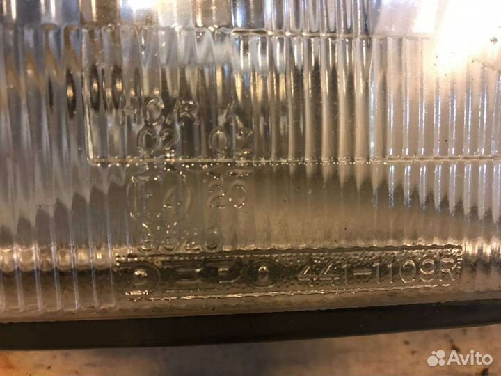 Правая фара с поворотником Volkswagen Passat B3