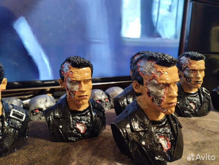 Фигурка терминатор