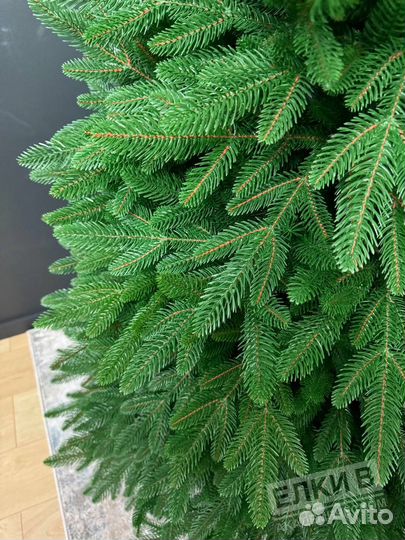 Елка искусственная