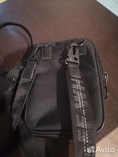 Off white сумка через плечо