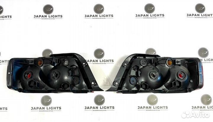 Стопы задние Toyota Chaser 100 Рестайлинг