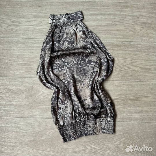 Топ с принтом под кожу змеи Top Secret