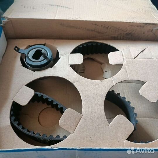 Комплект ремня грм dayco