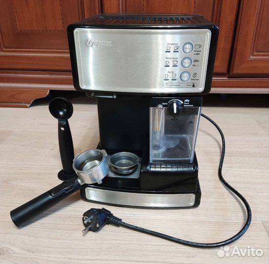 Кофеварка рожковая vitek 1514