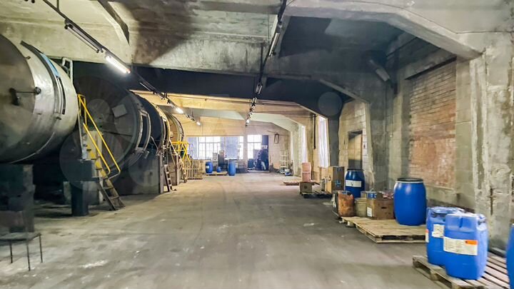 Аренда склада 700 кв.метров, 1 этаж