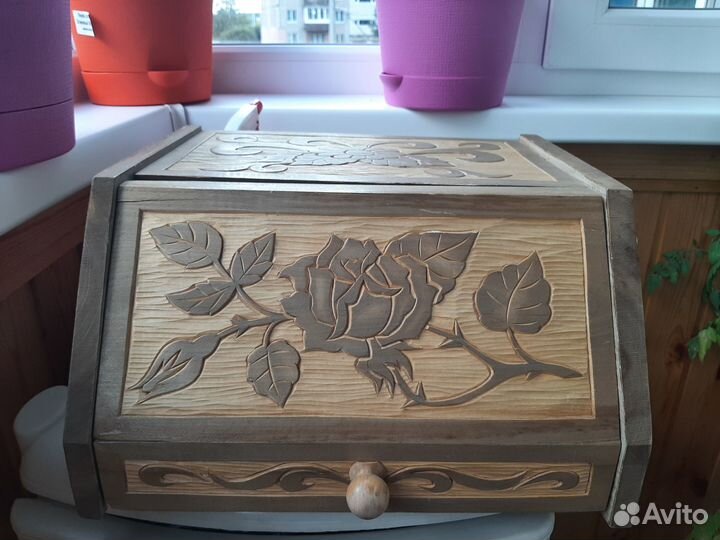 Хлебница деревянная