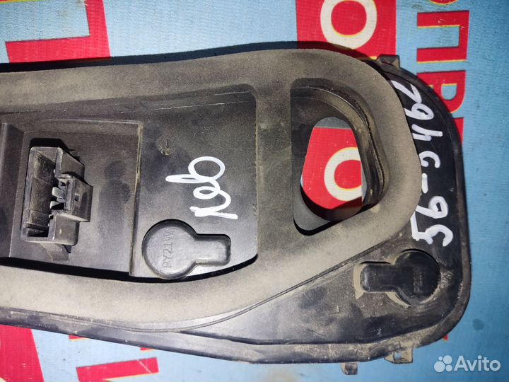 Плата в задний фонарь Рено Логан