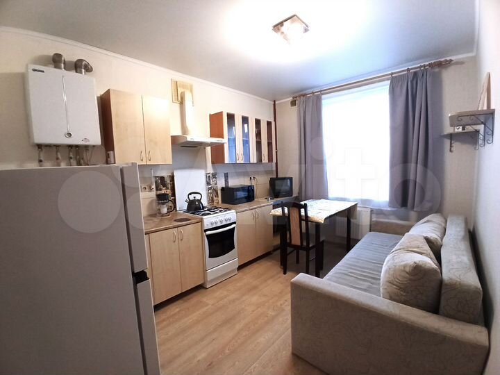 1-к. квартира, 42 м², 2/3 эт.