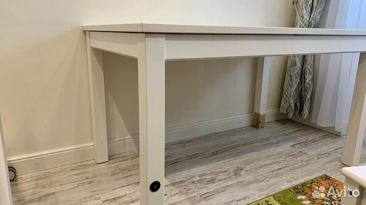 Кухонный стол