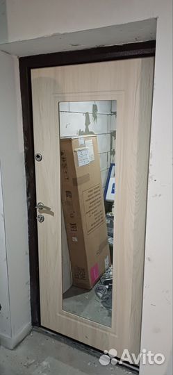 Металлическая дверь бу