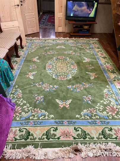 Ковер шерстяной новый