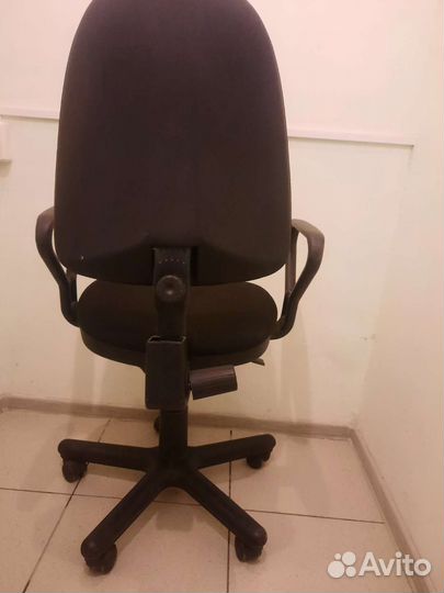 Компьютерное кресло