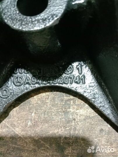 Кронштейн глушителя Mercedes-Benz Actros 4141