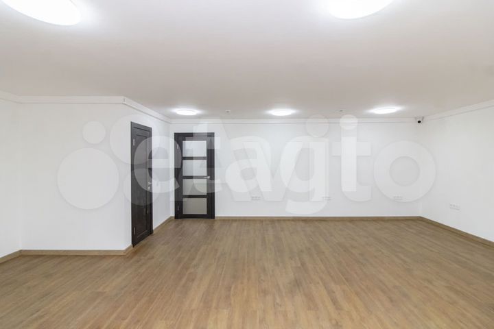 Сдам торговое помещение, 94.3 м²