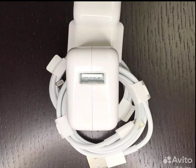 Блок 12w 2.4 A. Для iPhone и iPad. Оригинал