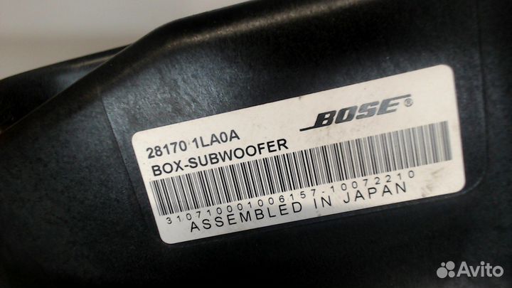 Сабвуфер Infiniti QX56, 2011