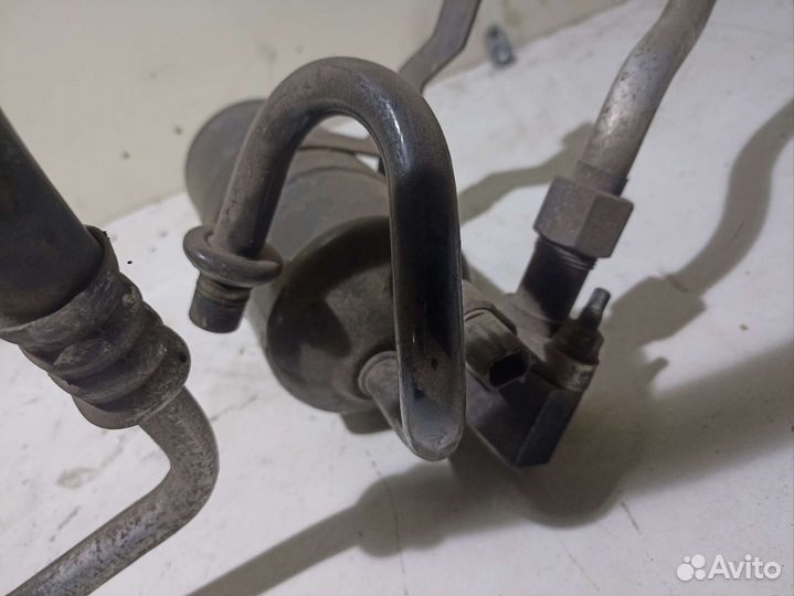 Трубка кондиционера Jeep Cherokee XJ