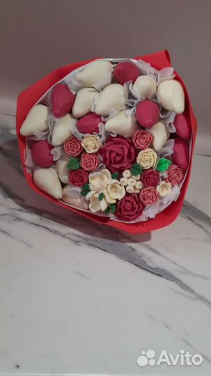 Букет из клубники в шоколаде