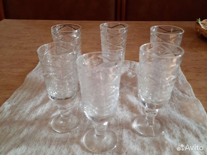 Хрустальные рюмки на ножке СССР