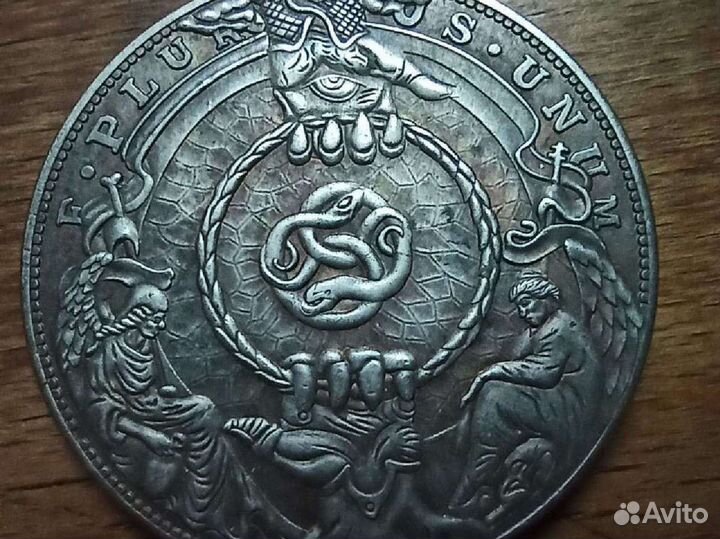 Красивые монеты Америки