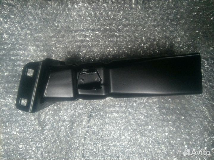 Отбойник Мерседес 219