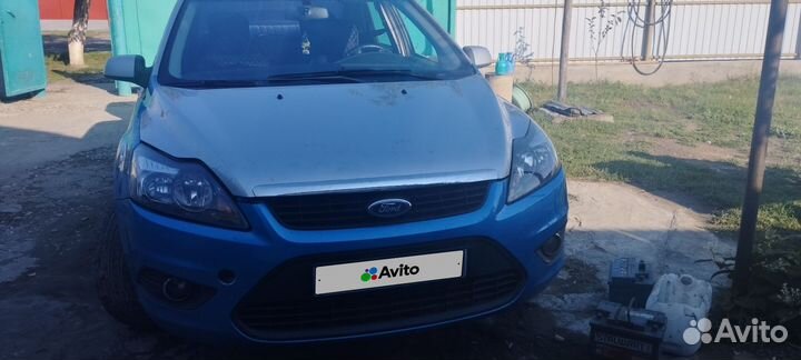 Ford Focus 1.6 AT, 2005, 3 000 км