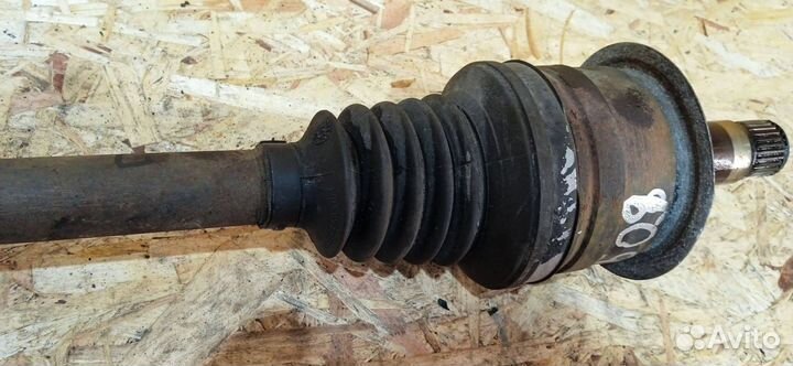 Полуось задняя левая Chrysler 300C 2007