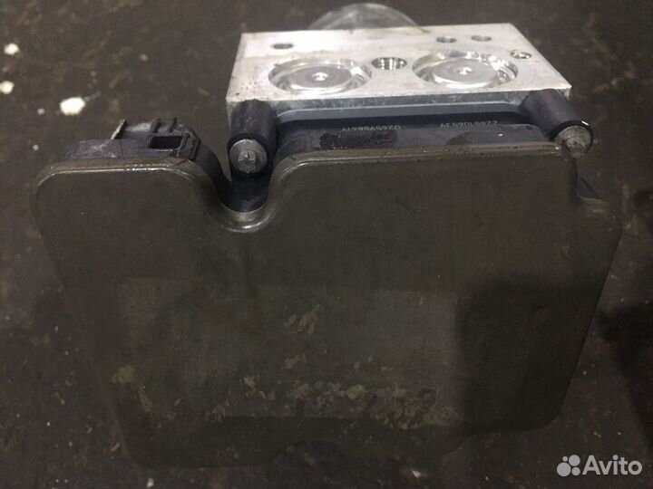 J8A214F447 модулятор Блок абс ABS Ленд Ровер Рендж