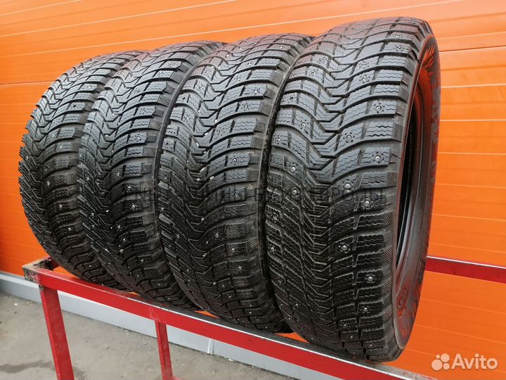 Michelin X-Ice North 3 205/60 R16 99S
