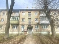 3-к. квартира, 60 м², 1/3 эт.