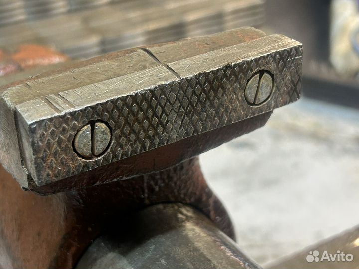 Тиски слесарные 80 мм СССР