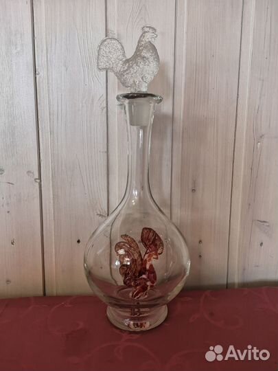 Старинный графин с петушком (XlX век)