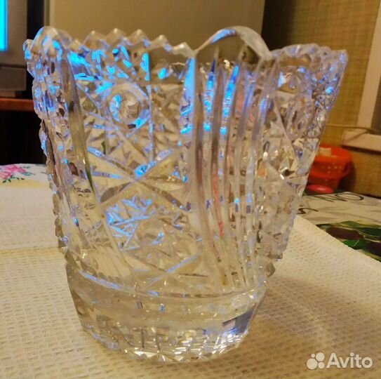 Хрустальный рог, хрустальная посуда