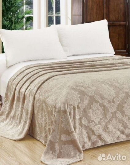 Плед на кровать