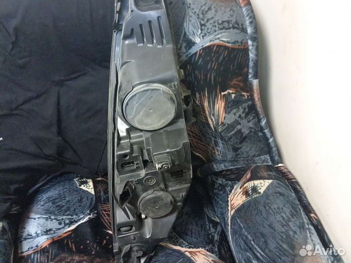 Фара левая peugeot 308