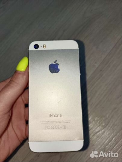 Телефон iPhone 5s на разбор